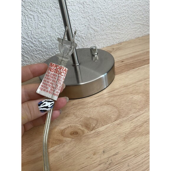 VTG Portable Luminaire ISSUE NO. BK-28,910 Art Deco Glass/Tulip Shade Table Lamp - Picture 4 of 13